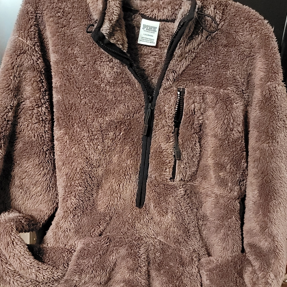 Victoria's Secret Pink Mauve Fleece Jacket Its Practicaly In New Condition.